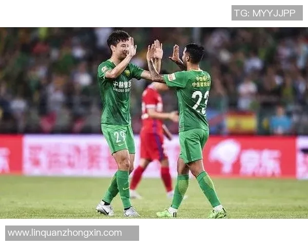 重庆篮球队在亚运会积分榜上以63分稳居第一名表现出色