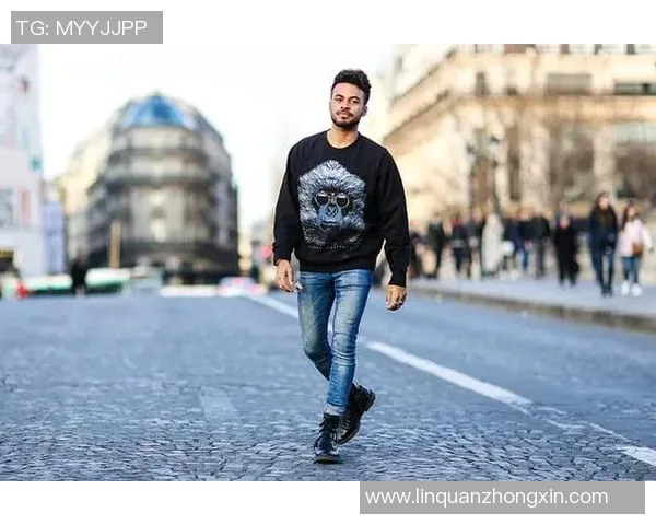 足球明星时尚穿搭大揭秘引领潮流的运动风格与个性魅力